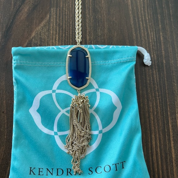 Kendra Scott Rayne Oval Tassel Pendant Necklace Navy Cat’s Eye / Gold - Picture 12 of 15